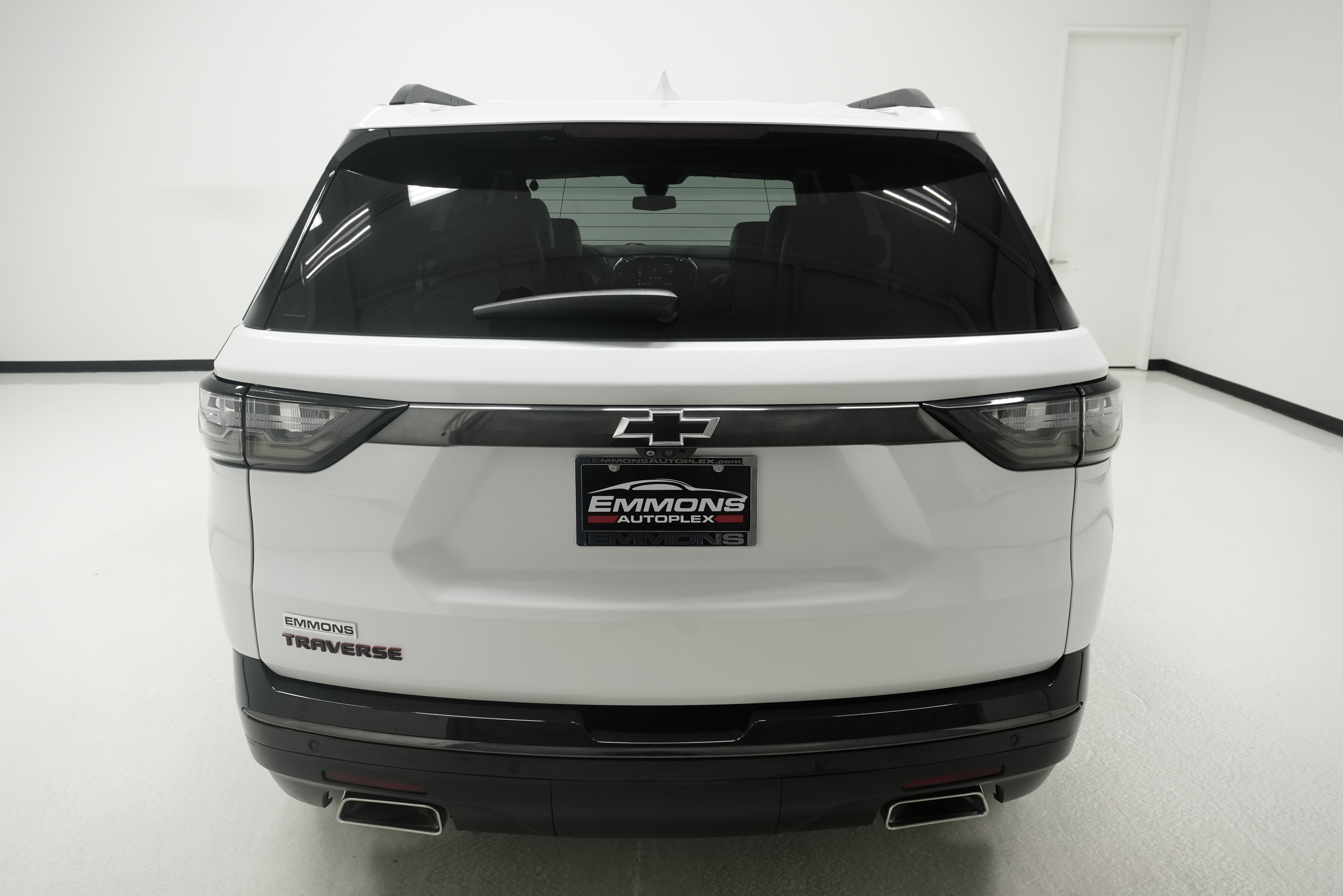 Used 2021 Chevrolet Traverse Premier w/ Redline Edition FWD image 5
