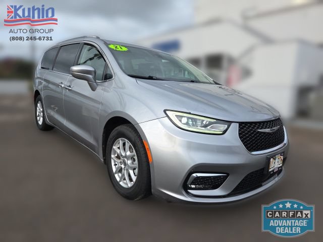 Used 2021 Chrysler Pacifica Touring-L FWD image 1