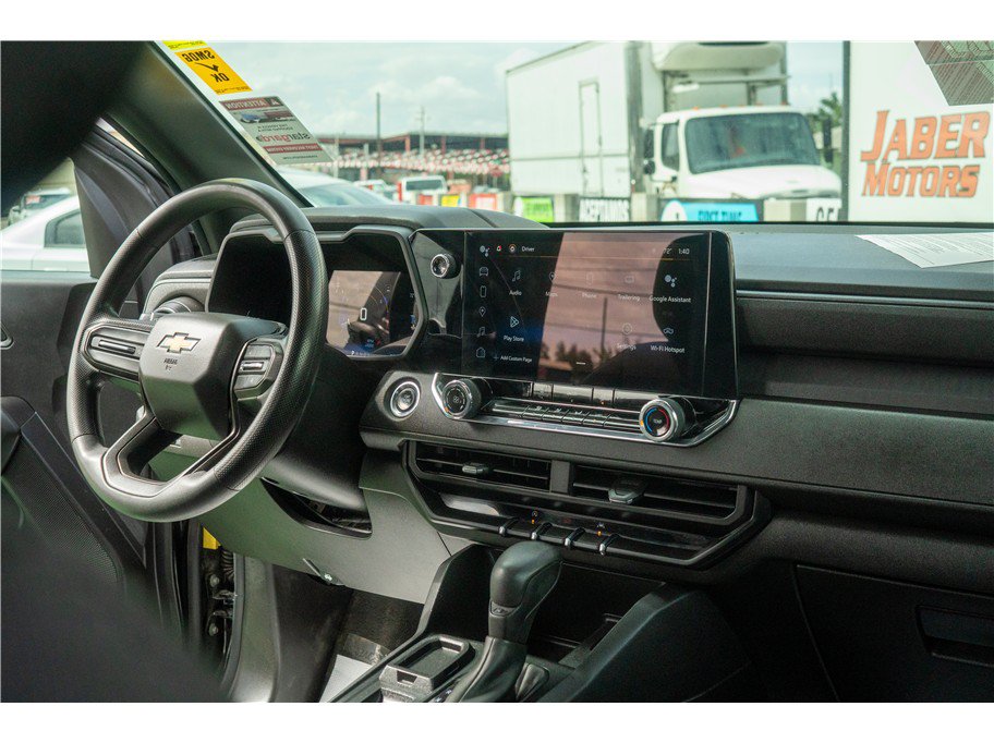 Used 2023 Chevrolet Colorado W/T RWD image 35