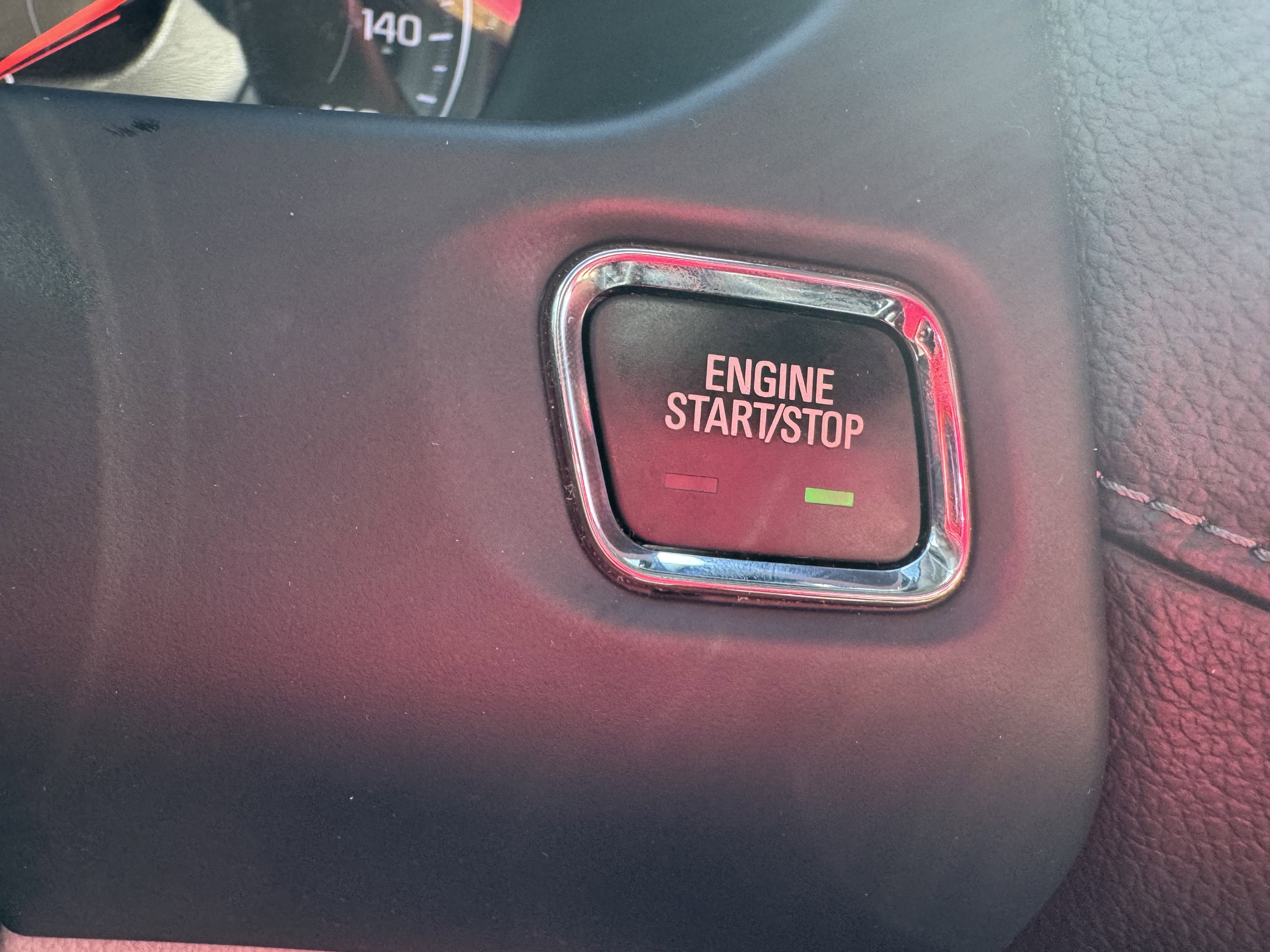 Used 2023 GMC Acadia SLT w/ Preferred Package FWD image 18