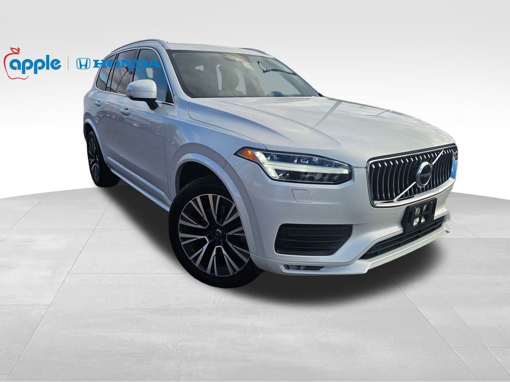 Used 2021 Volvo XC90 T5 Momentum w/ Climate Package image 3