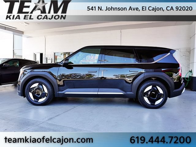 Certified 2024 Kia EV9 Light Long Range RWD image 6