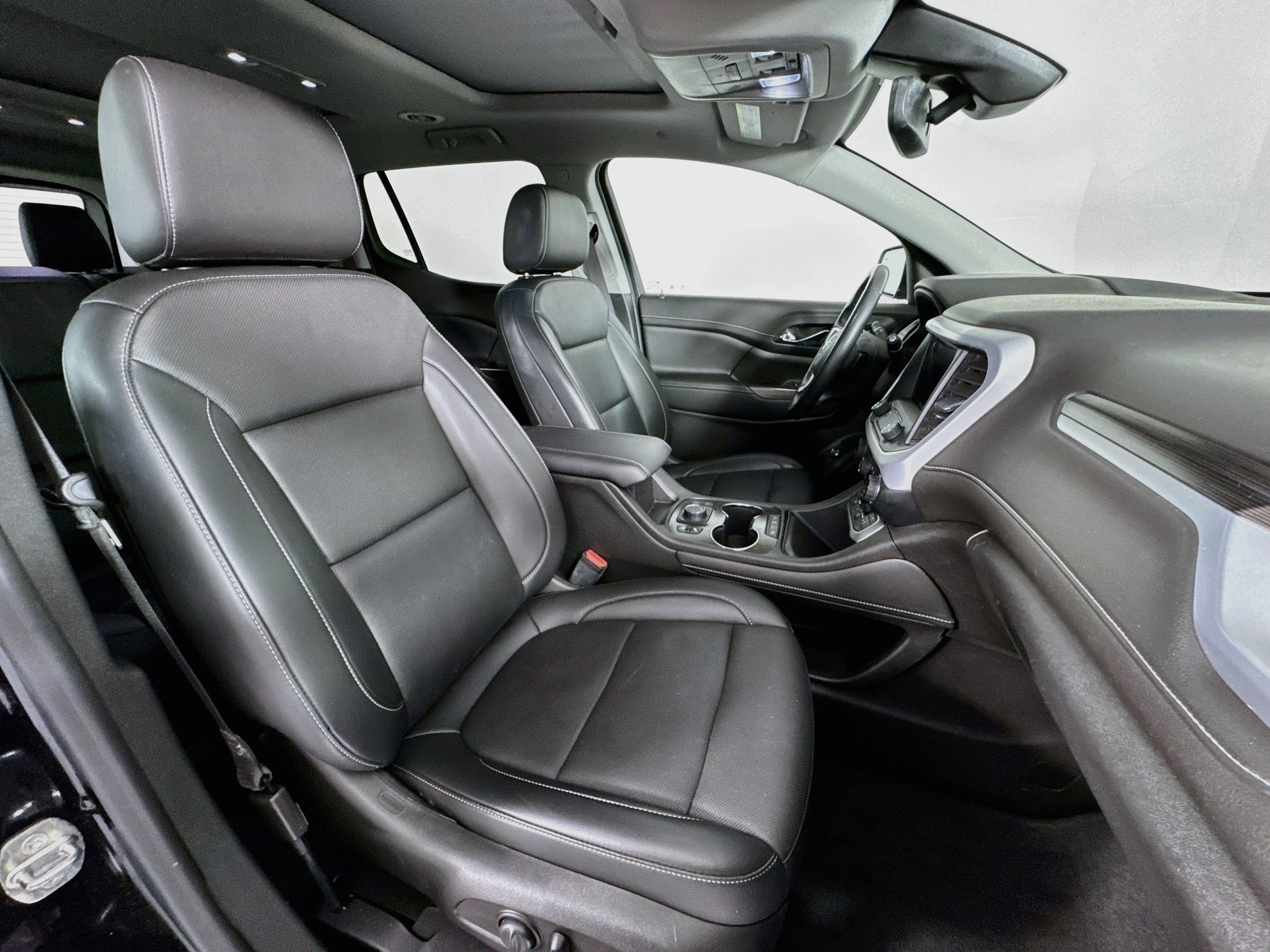 Used 2021 GMC Acadia SLT w/ Technology Package FWD image 29