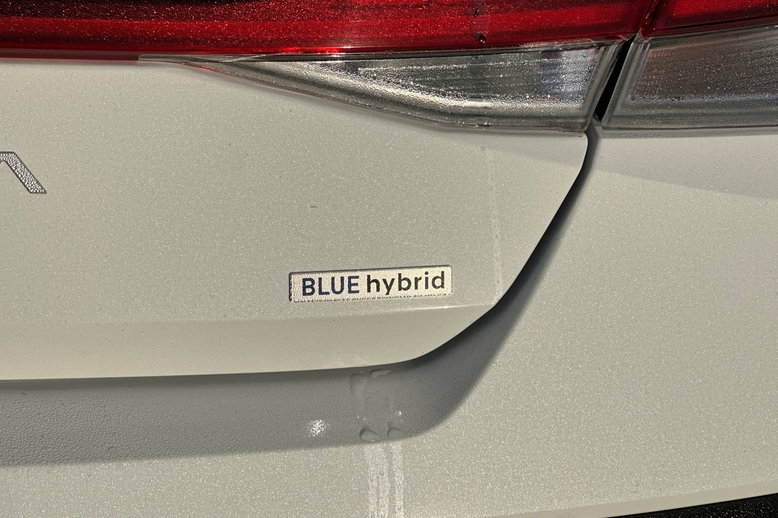 Certified 2025 Hyundai Elantra Blue image 30