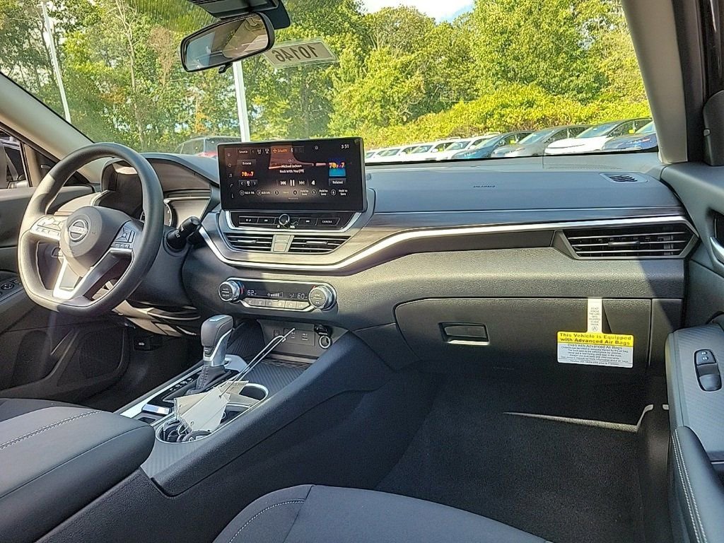 Used 2025 Nissan Altima 2.5 SV w/ SV Special Edition Package AWD/4WD image 14