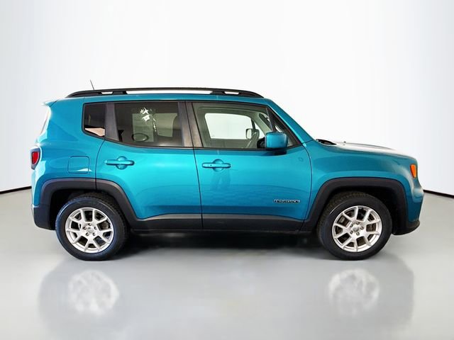 Used 2020 Jeep Renegade Latitude w/ Cold Weather Group image 10