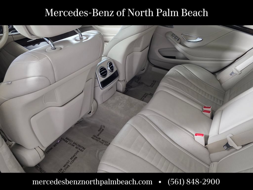 Used 2019 Mercedes-Benz S 560 Sedan image 15