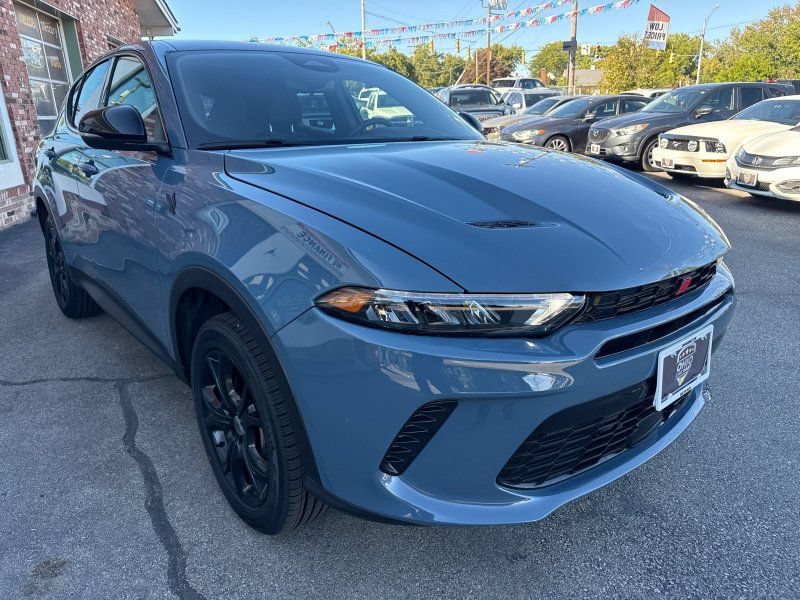 Used 2024 Dodge Hornet GT w/ GT Blacktop Package AWD/4WD image 3