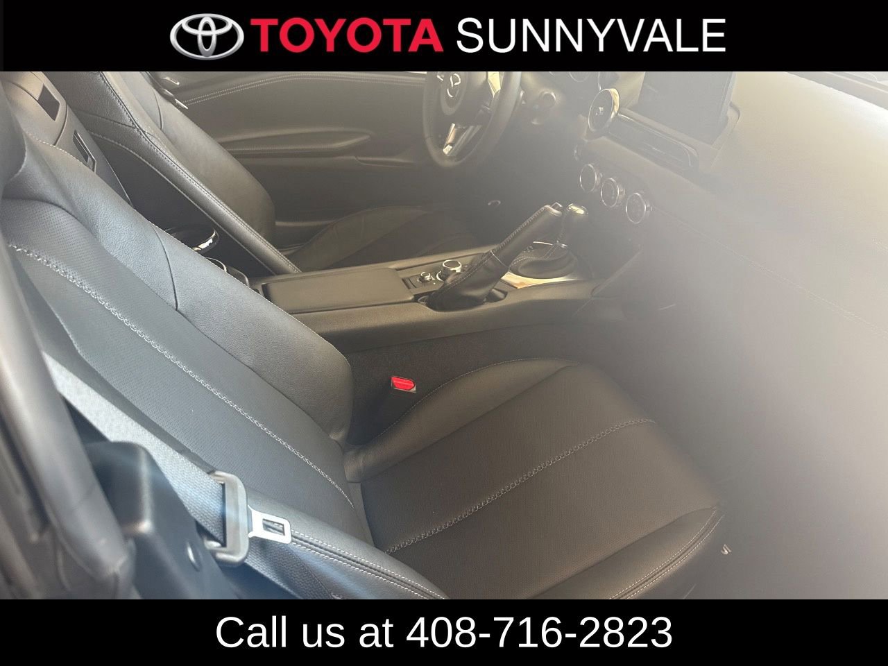 Used 2022 MAZDA MX-5 Miata Grand Touring w/ Weather Package RWD image 4