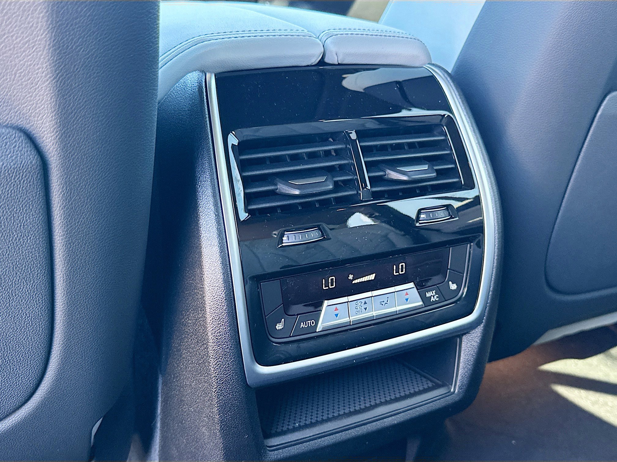 New 2026 BMW X5 M60i w/ Executive Package AWD/4WD image 19