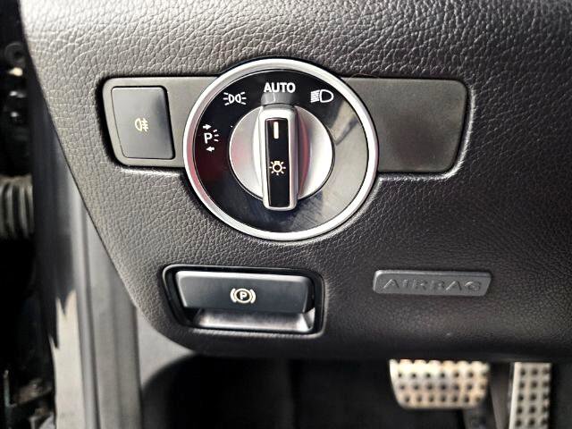 Used 2018 Mercedes-Benz SLC 43 AMG w/ Premium 2 Package image 13