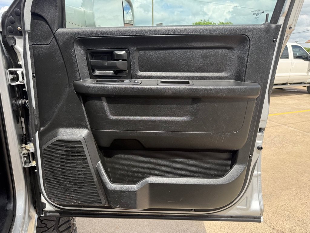 Used 2018 RAM 2500 Tradesman w/ Chrome Appearance Group AWD/4WD image 27