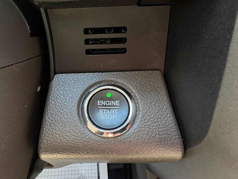 Used 2018 Ford Expedition XLT w/ Equipment Group 202A image 20