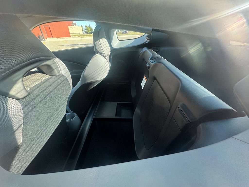 Used 2011 Honda CR-Z EX image 19
