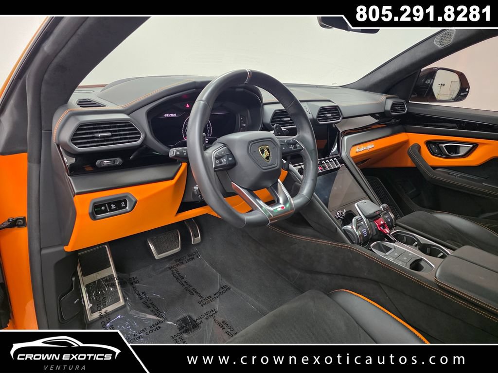 Used 2024 Lamborghini Urus S AWD/4WD image 40