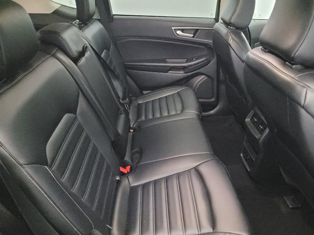 Used 2023 Ford Edge SEL image 19