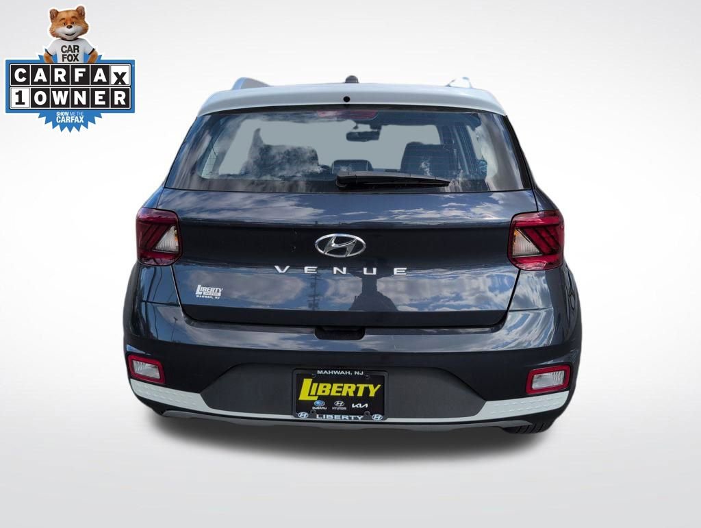 Certified 2023 Hyundai Venue Limited image 5