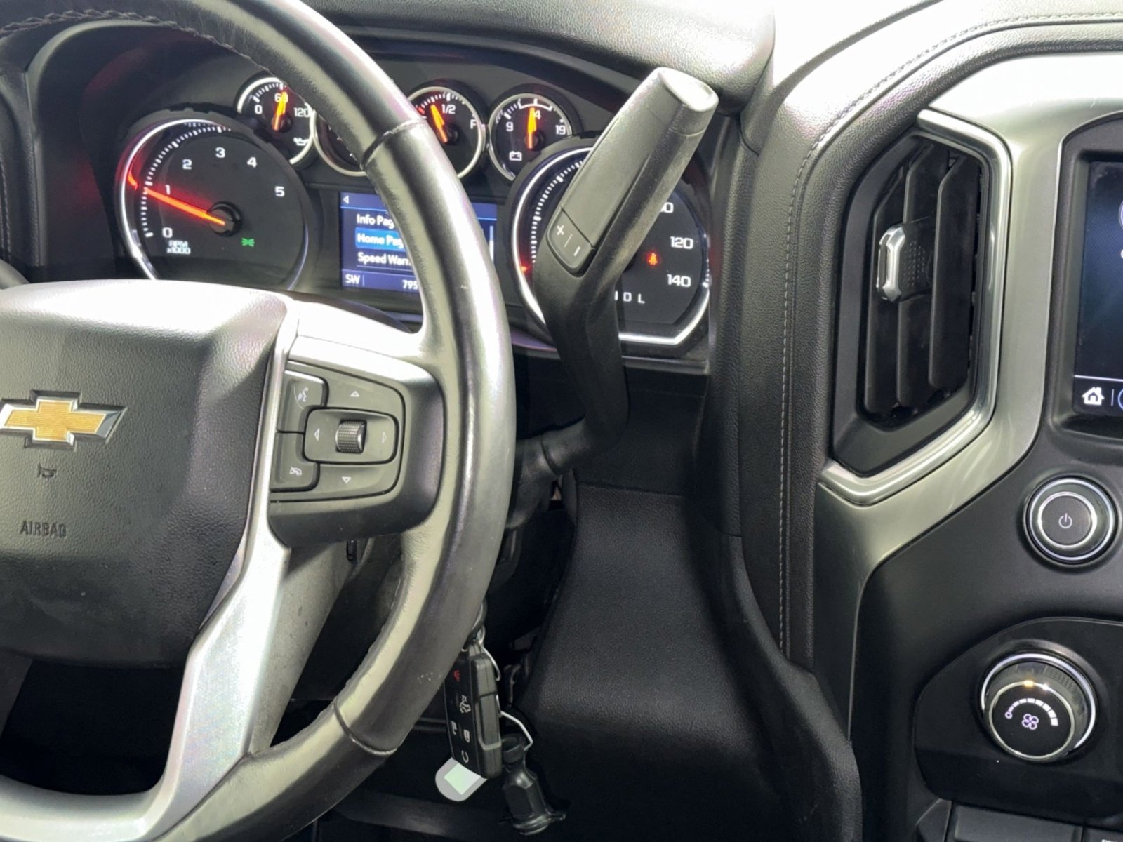 Used 2021 Chevrolet Silverado 2500 LT w/ Z71 Off-Road Package image 22