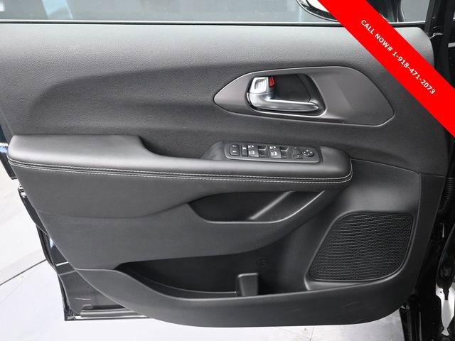 New 2026 Chrysler Voyager LX image 11