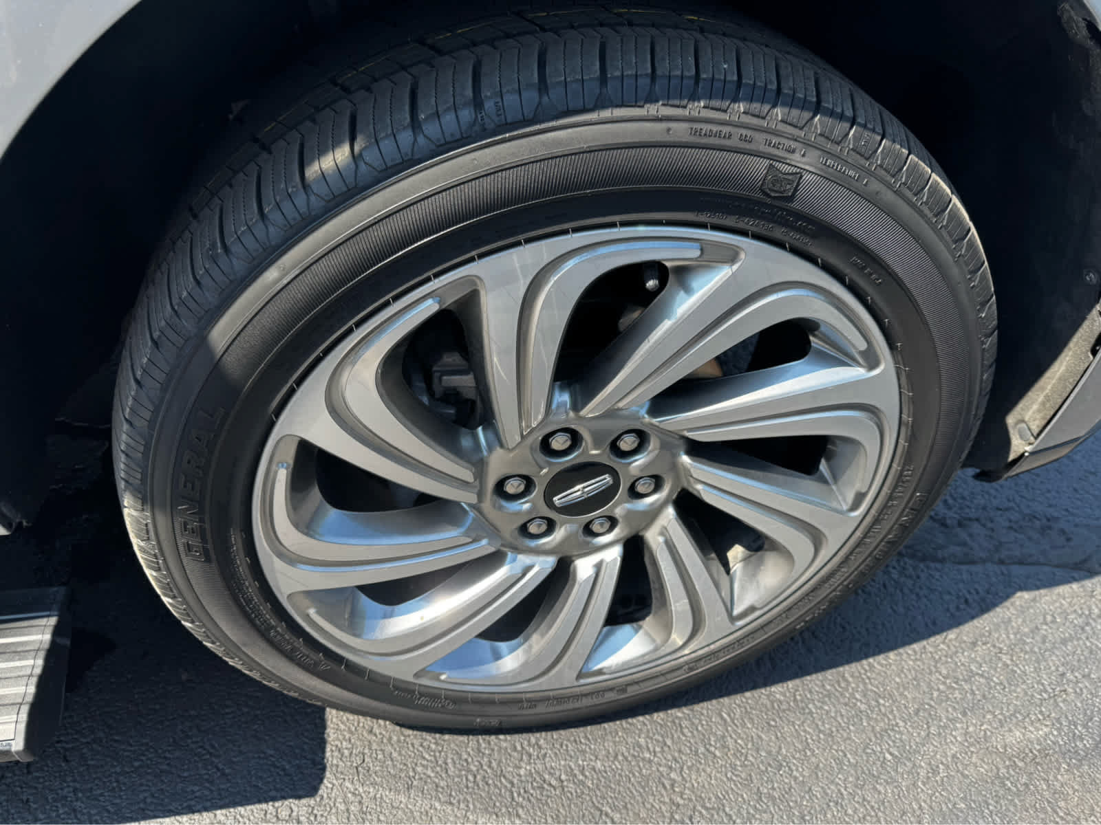 Used 2024 Lincoln Navigator L 4WD image 38