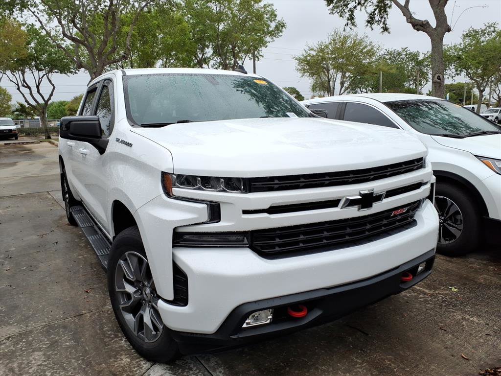 Used 2021 Chevrolet Silverado 1500 RST image 2