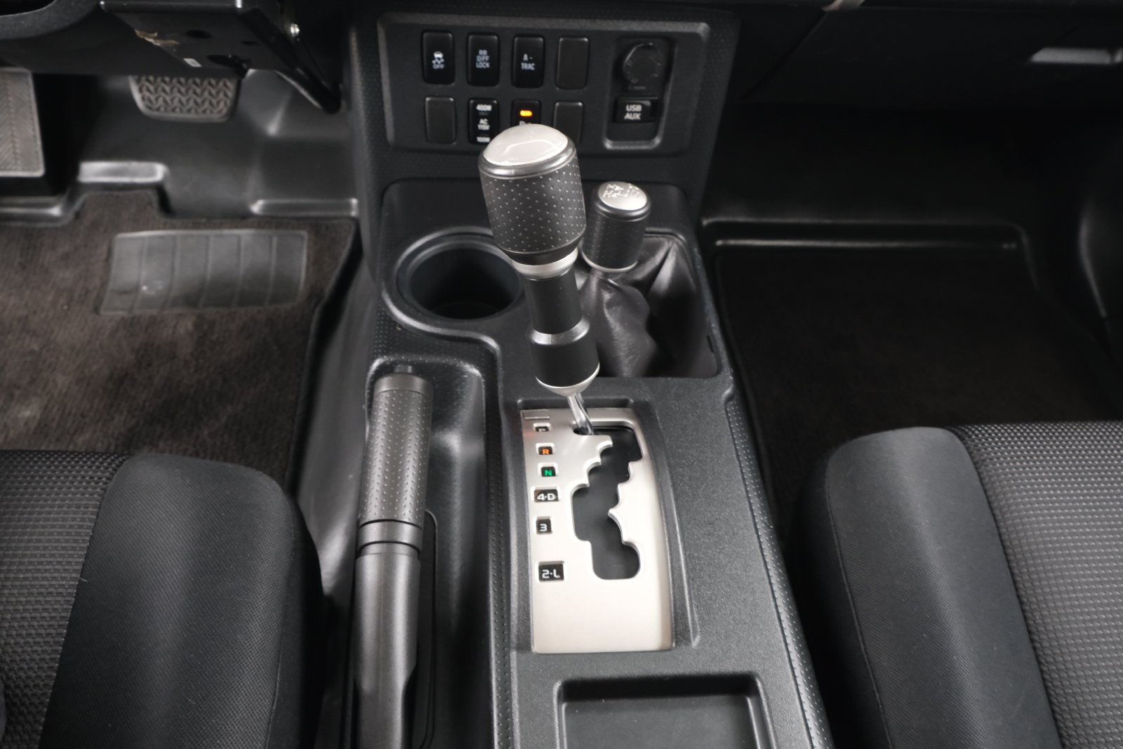 Used 2011 Toyota FJ Cruiser 4WD w/ Upgrade Pkg image 21