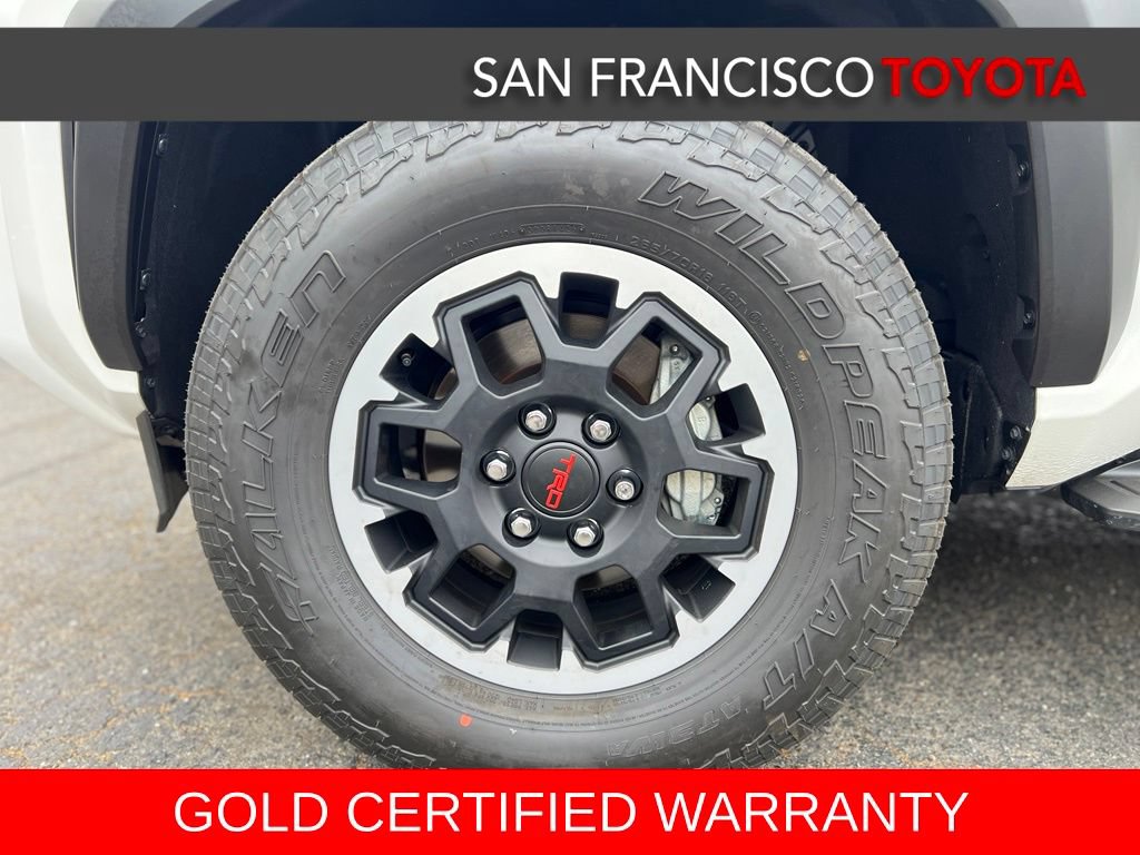 Certified 2026 Toyota 4Runner SR5 AWD/4WD image 9