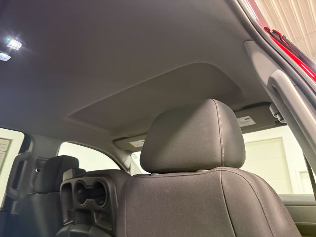 Used 2023 Chevrolet Silverado 1500 LT AWD/4WD image 17