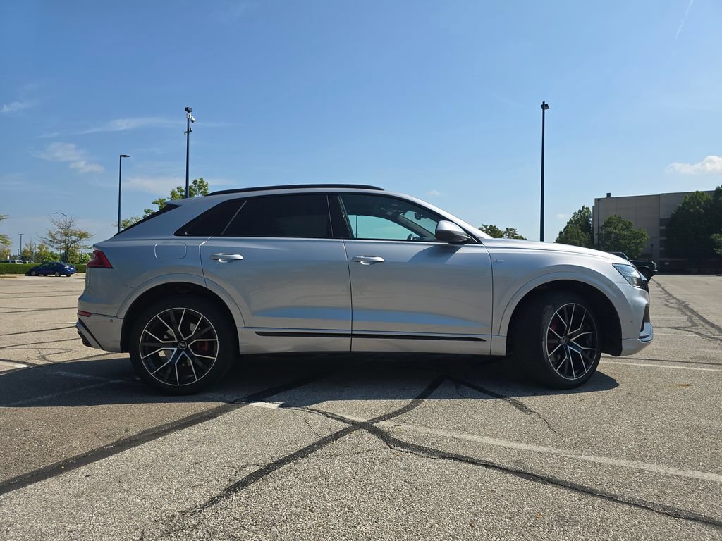 Used 2021 Audi Q8 Premium Plus AWD/4WD image 16