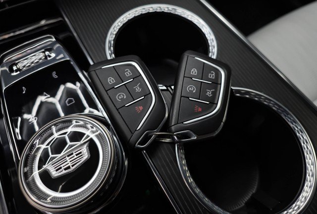 Used 2024 Cadillac Lyriq Luxury RWD image 46