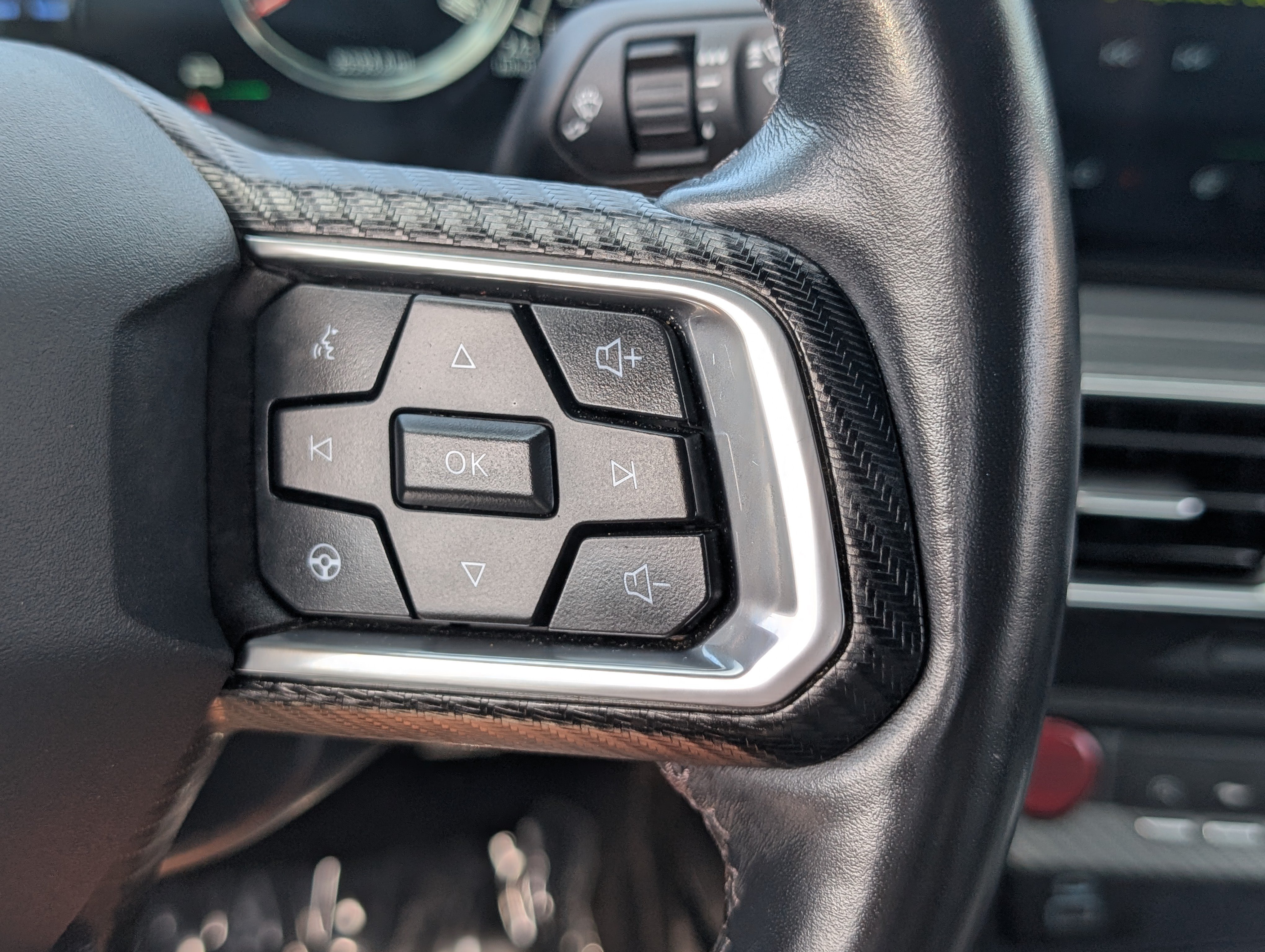 Used 2024 Ford Mustang Premium RWD image 21
