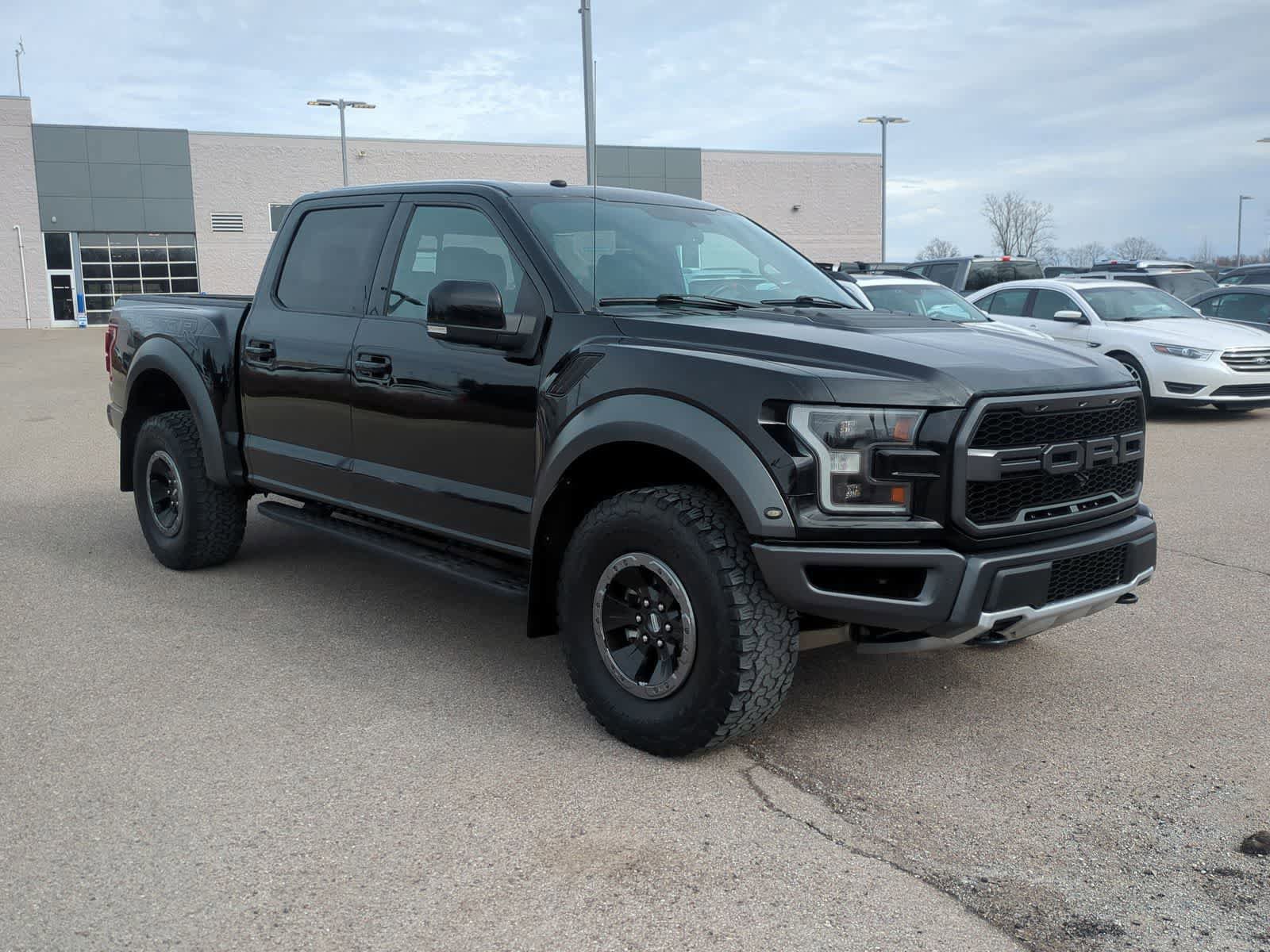 Used 2018 Ford F150 Raptor w/ Equipment Group 802A Luxury image 2