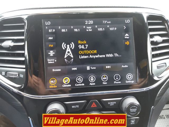 Used 2020 Jeep Grand Cherokee Altitude image 42