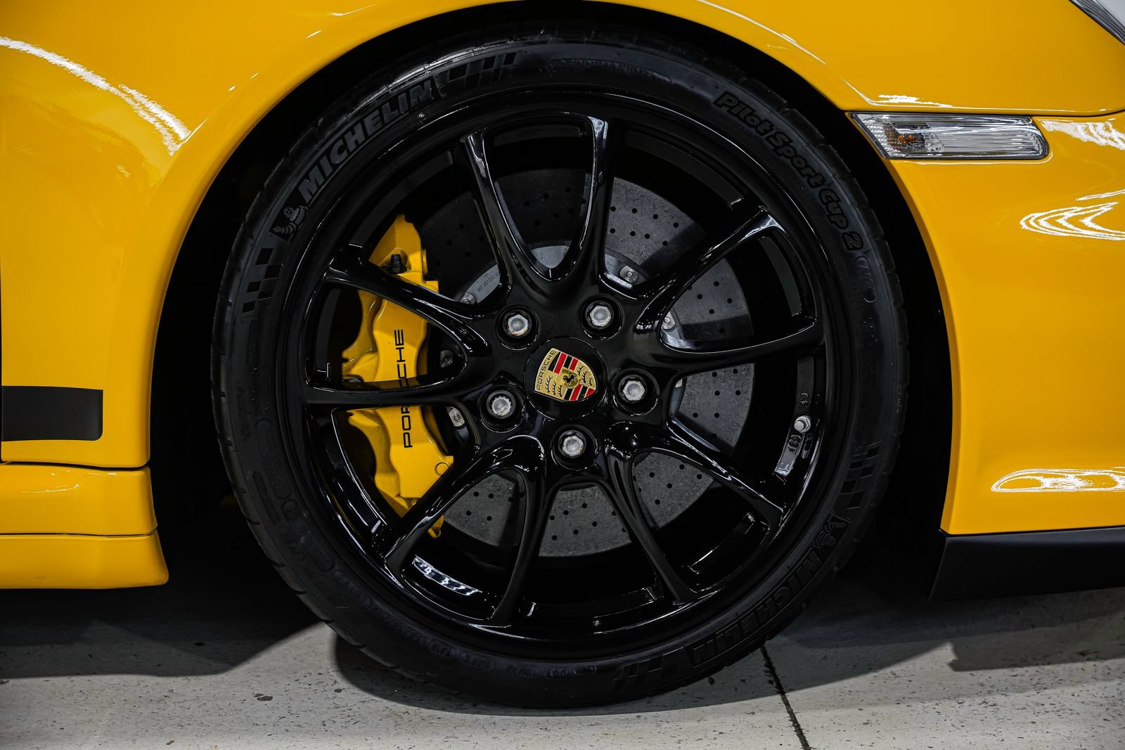 Used 2008 Porsche 911 GT2 RWD image 43