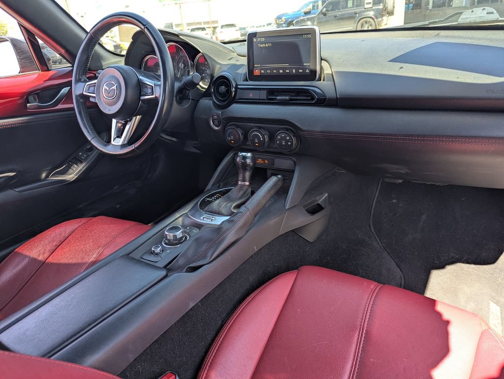 Used 2017 MAZDA MX-5 Miata RF Club w/ Appearance Package RWD image 29