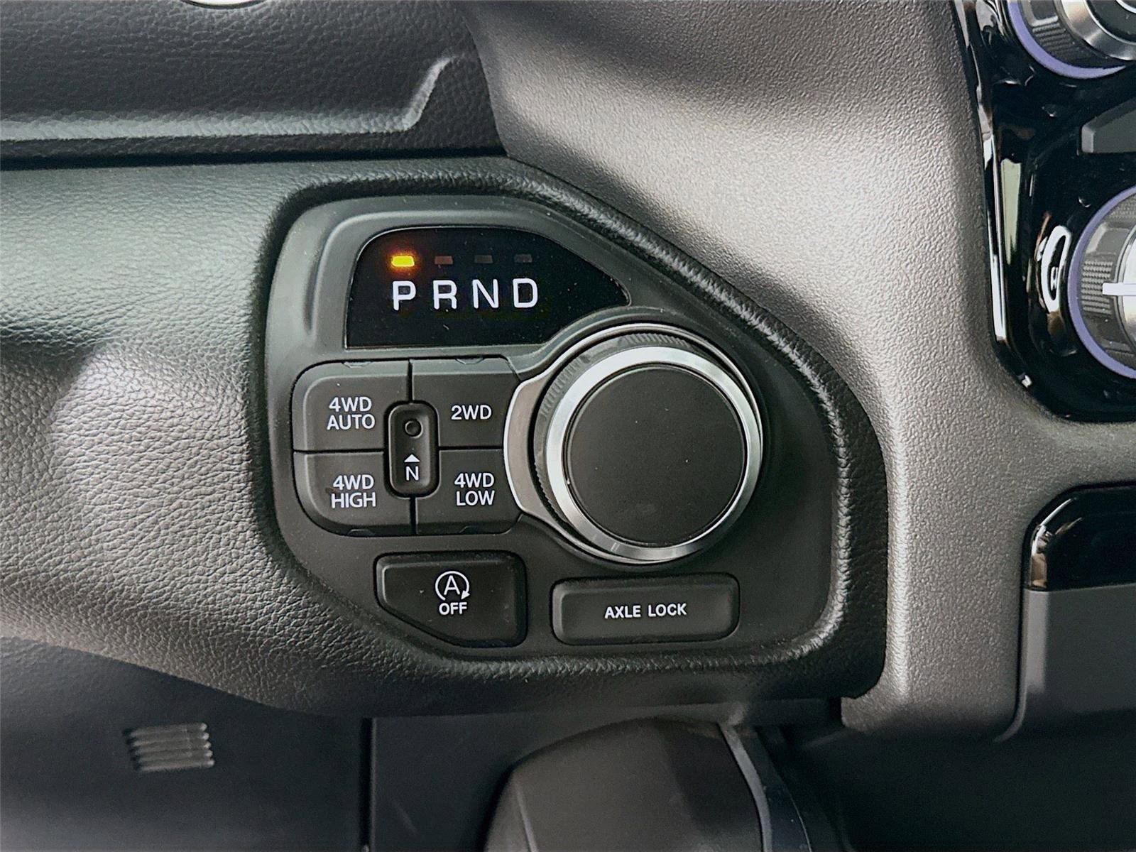 Used 2025 RAM 1500 Big Horn AWD/4WD image 13