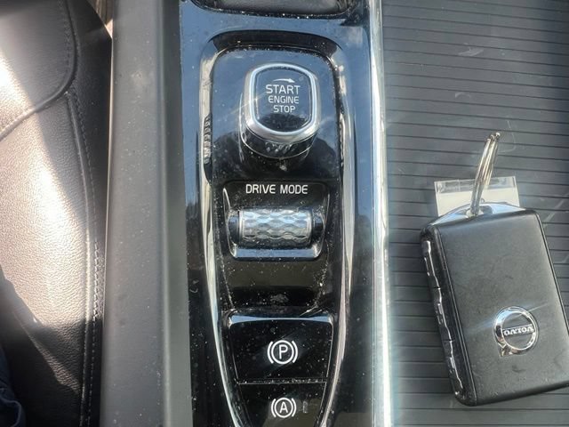 Used 2020 Volvo S60 T5 Momentum w/ Protection Package Premier FWD image 28