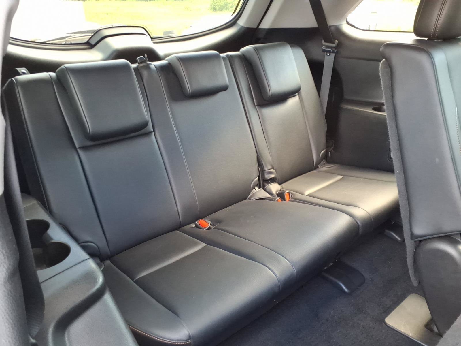 Used 2019 Toyota Highlander XLE AWD/4WD image 22