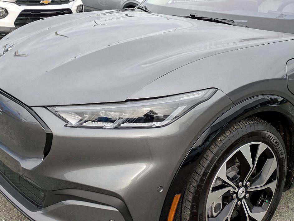 Used 2023 Ford Mustang Mach-E Premium image 8