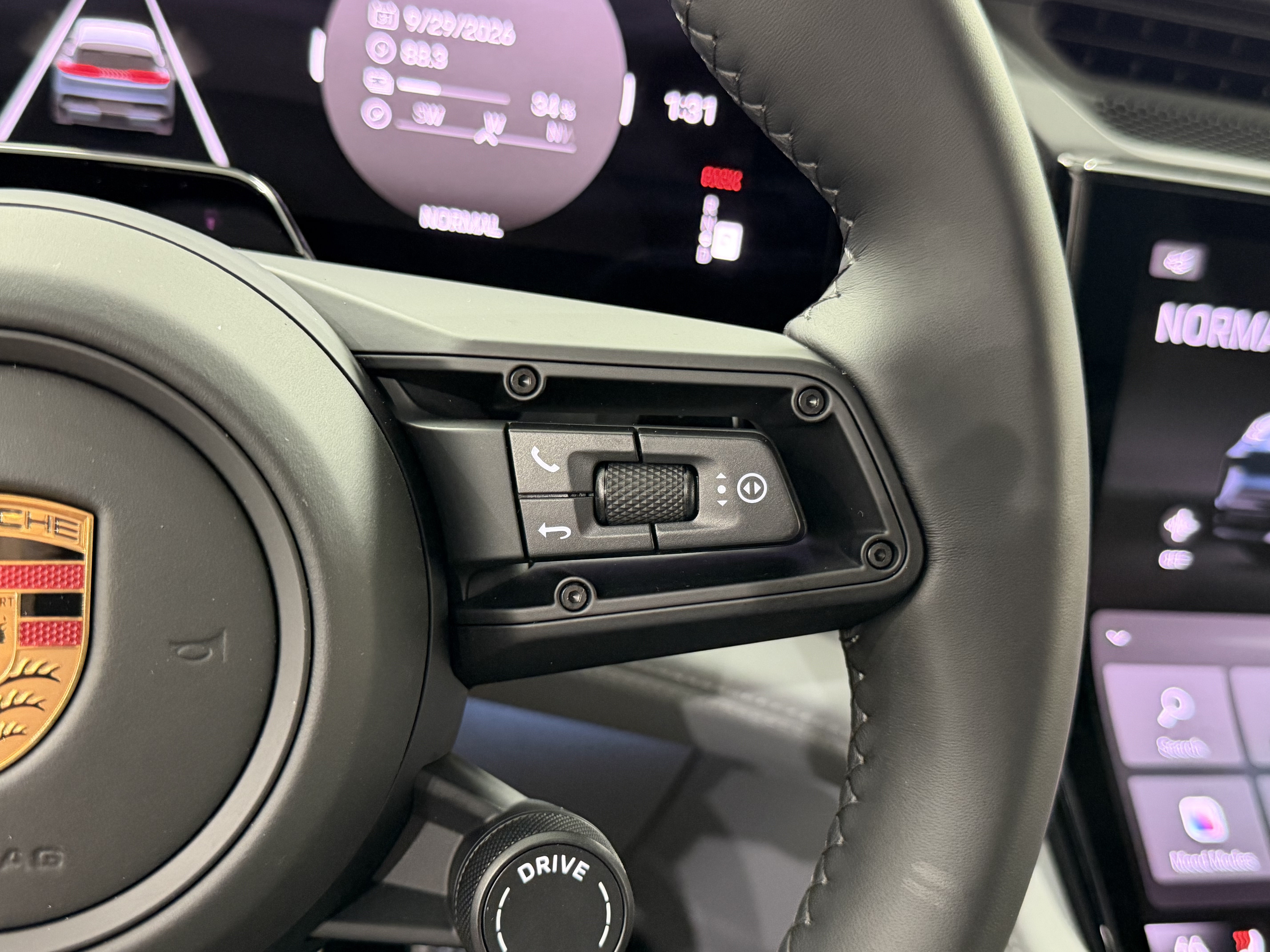 New 2026 Porsche Cayenne Electric AWD/4WD image 51