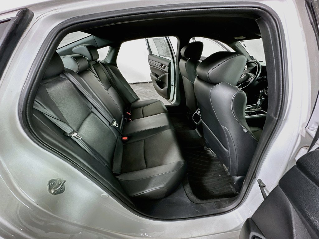 Used 2022 Honda Accord Sport image 12