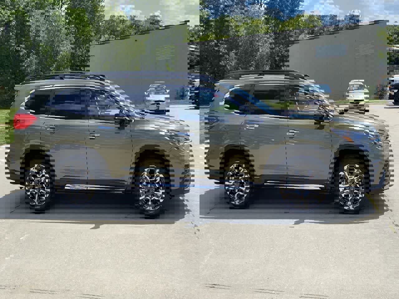 Used 2025 Subaru Ascent Touring image 7