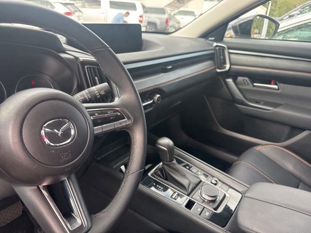 Used 2025 MAZDA CX-50 AWD 2.5 Hybrid w/ Premium Pkg image 4