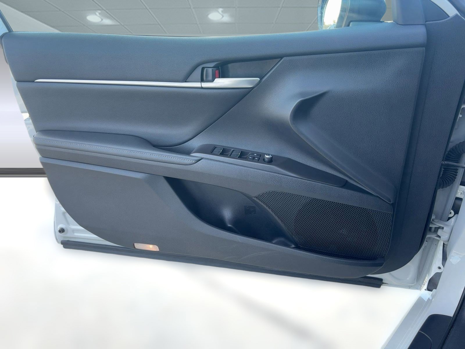 Used 2024 Toyota Camry XSE image 20