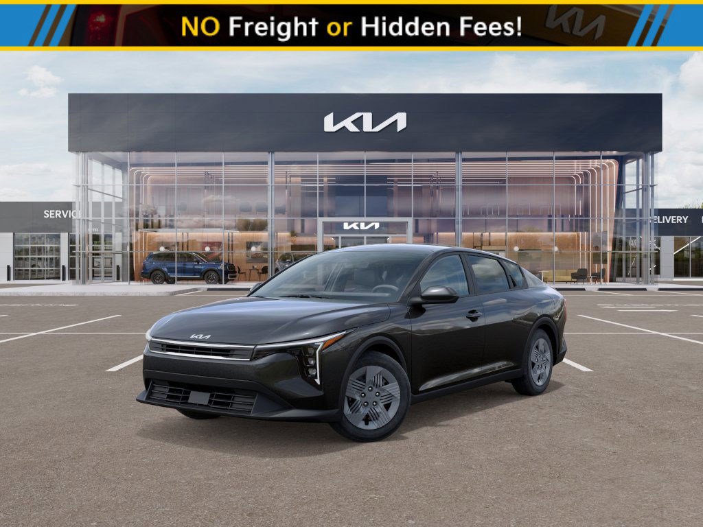 New 2025 Kia K4 LX