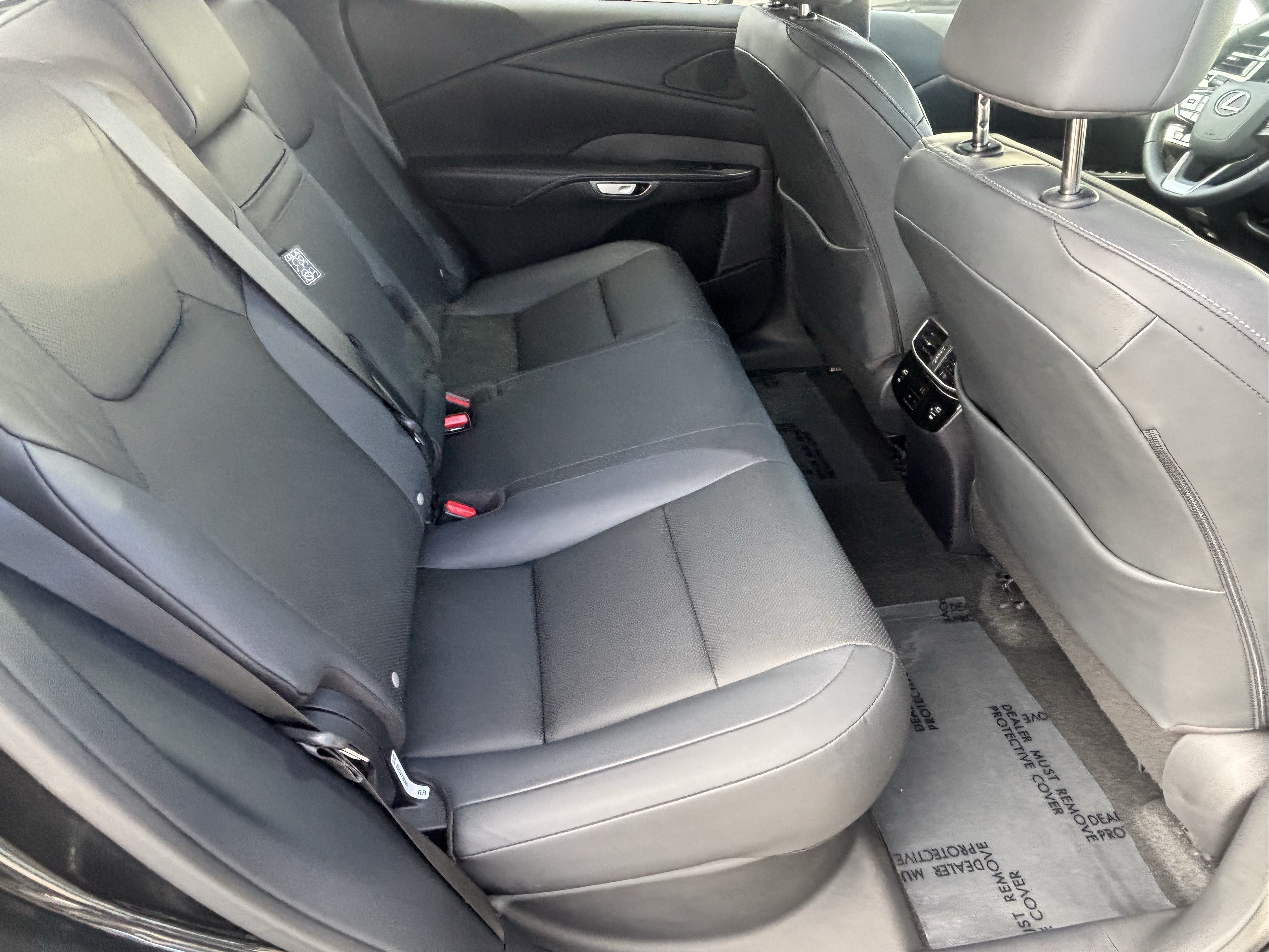 Used 2024 Lexus RX 350 FWD w/ Technology Package image 11