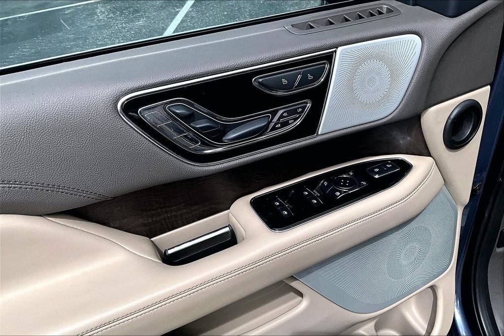Used 2023 Lincoln Navigator L Reserve AWD/4WD image 51
