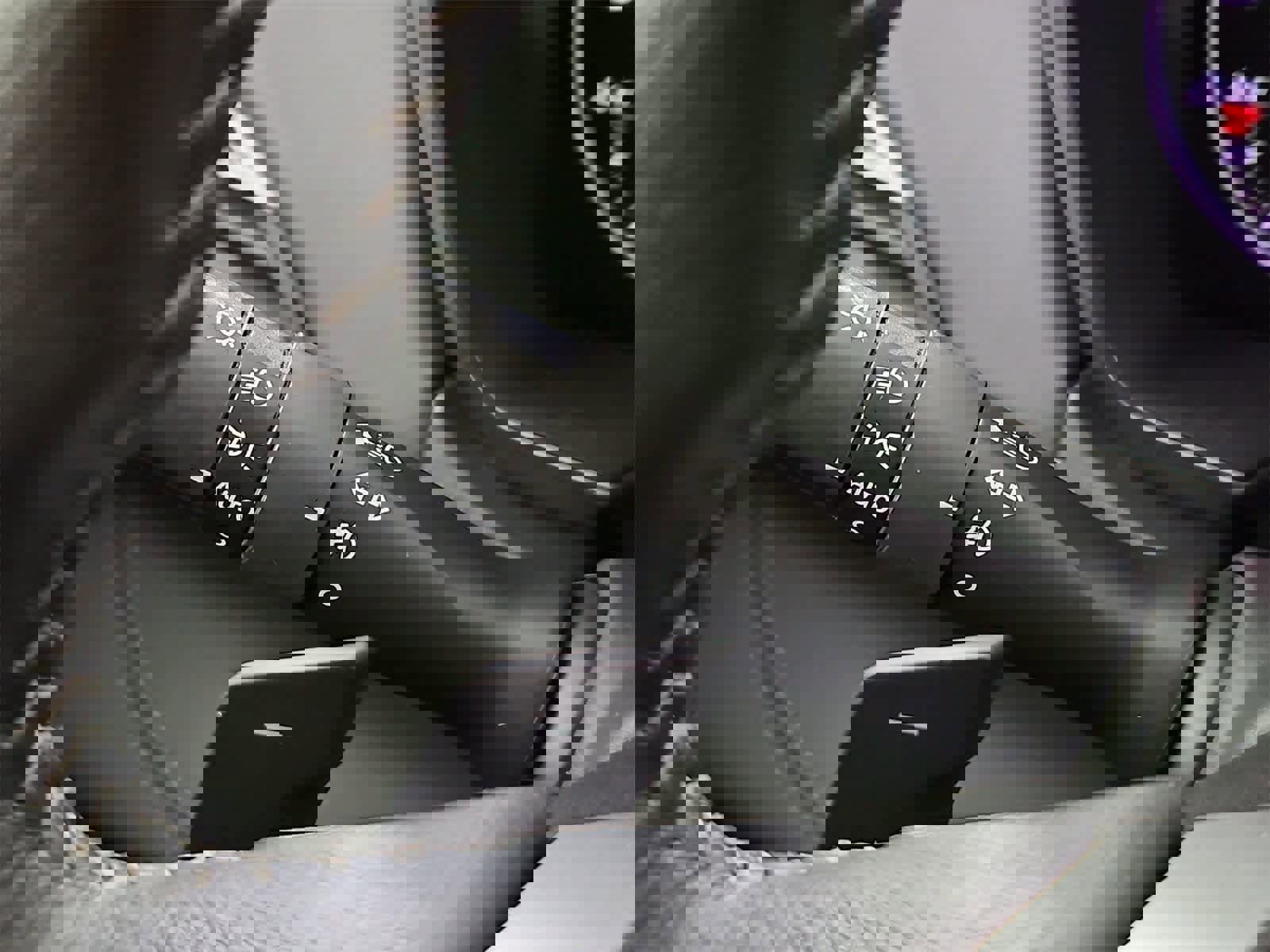 Used 2020 Subaru Outback Limited image 28