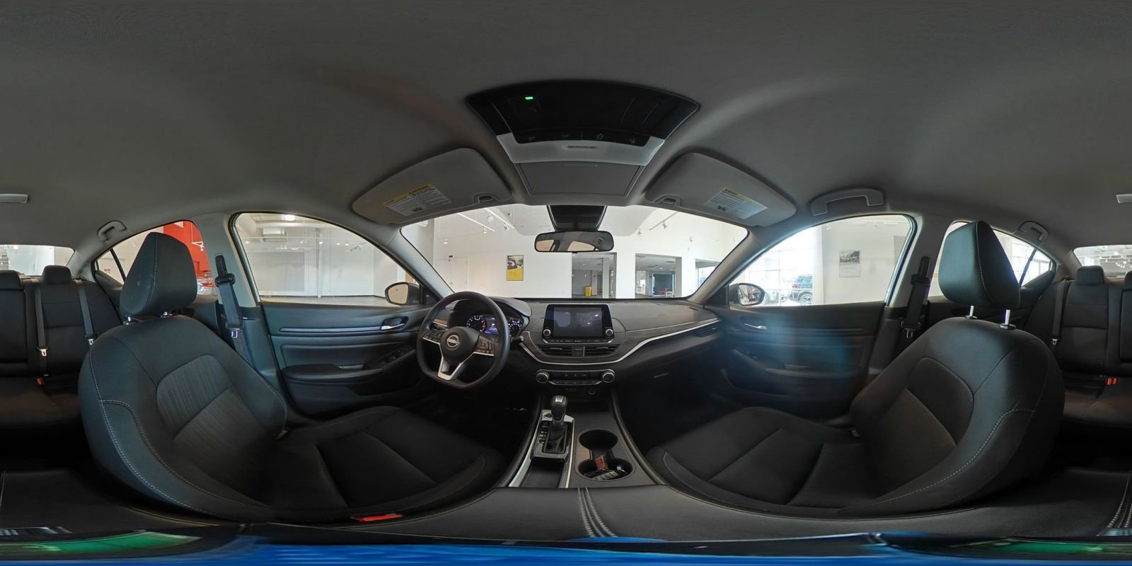 Used 2025 Nissan Altima 2.5 SV image 41