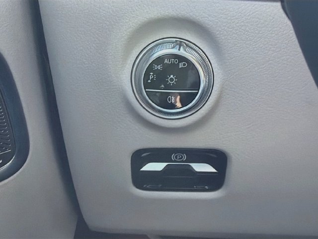 Used 2026 Mercedes-Benz C 300 Sedan image 34
